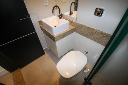 Banheiro de kitnet/studio para alugar com 1 quarto, 35m² em Jardim Icatu, Votorantim