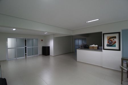Apartamento para alugar com 74m², 2 quartos e 2 vagasÁrea comum - Salão de festas