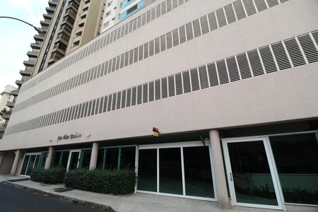 Apartamento para alugar com 74m², 2 quartos e 2 vagasFachada