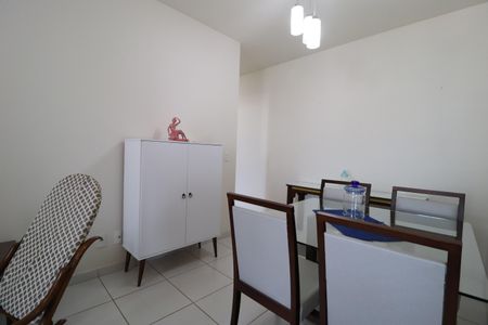 Apartamento para alugar com 74m², 2 quartos e 2 vagasSala de Jantar
