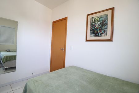 Apartamento para alugar com 74m², 2 quartos e 2 vagasQuarto 1