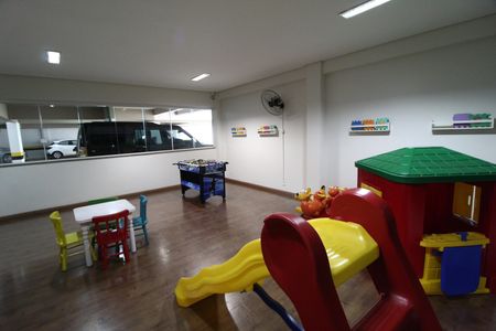 Apartamento para alugar com 74m², 2 quartos e 2 vagasÁrea comum - Brinquedoteca