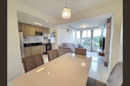 Sala de apartamento à venda com 3 quartos, 73m² em Cavalhada, Porto Alegre