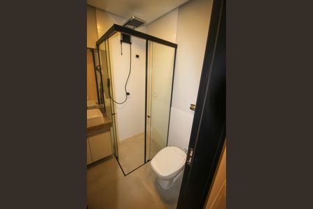 Studio para alugar com 32m², 1 quarto e sem vaga Studio para alugar com 32m², 1 quarto e sem vagaBanheiro Social