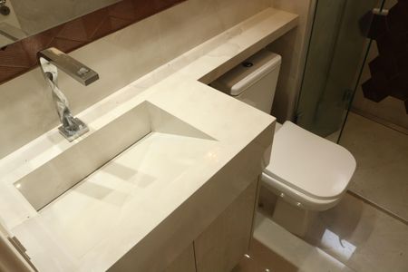 Apartamento à venda com 69m², 2 quartos e 1 vagaBanheiro da Suíte 