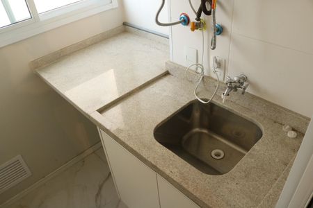 Apartamento à venda com 69m², 2 quartos e 1 vagaÁrea de Serviço