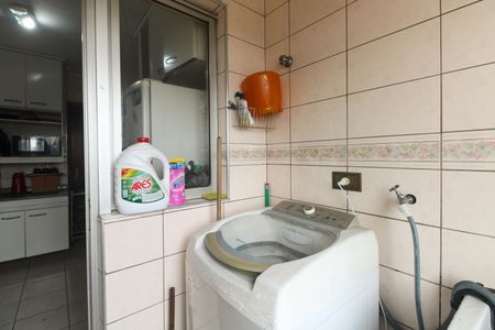 Apartamento à venda com 58m², 3 quartos e 1 vagaÁrea de Serviço 