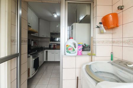 Apartamento à venda com 58m², 3 quartos e 1 vagaÁrea de Serviço 