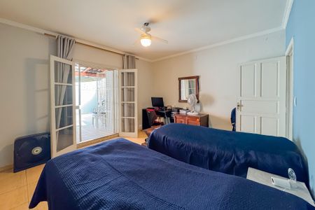 Casa à venda com 150m², 3 quartos e 2 vagas Casa à venda com 150m², 3 quartos e 2 vagasQuarto 2