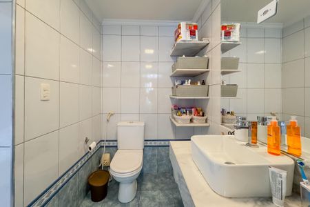 Casa à venda com 150m², 3 quartos e 2 vagas Casa à venda com 150m², 3 quartos e 2 vagasBanheiro da Suíte