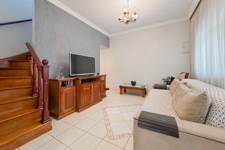 Casa à venda com 150m², 3 quartos e 2 vagas Casa à venda com 150m², 3 quartos e 2 vagasSala