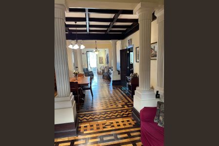 Casa à venda com 843m², 8 quartos e 2 vagasFoto 21