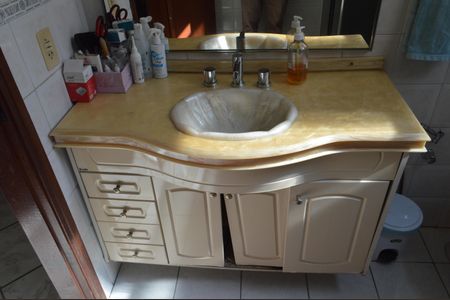 Apartamento à venda com 100m², 3 quartos e 2 vagasBanheiro