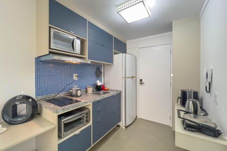 Studio à venda com 28m², 1 quarto e sem vaga Studio à venda com 28m², 1 quarto e sem vagaCozinha