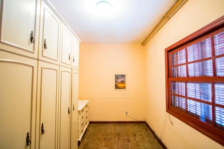 Casa à venda com 471m², 4 quartos e 3 vagasQuarto 4
