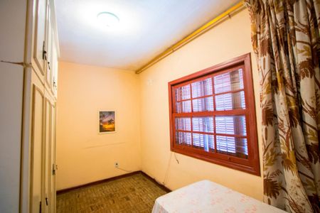 Casa à venda com 471m², 4 quartos e 3 vagasQuarto 4