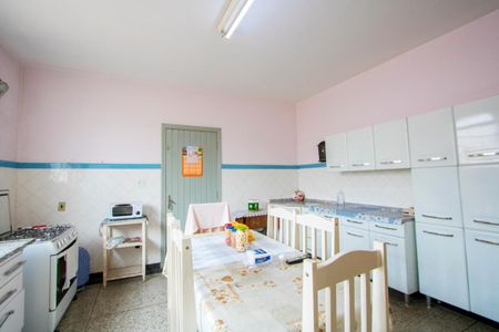 Casa à venda com 471m², 4 quartos e 3 vagasCozinha