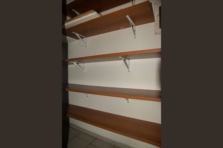 Casa de condomínio à venda com 100m², 3 quartos e 2 vagasDespensa