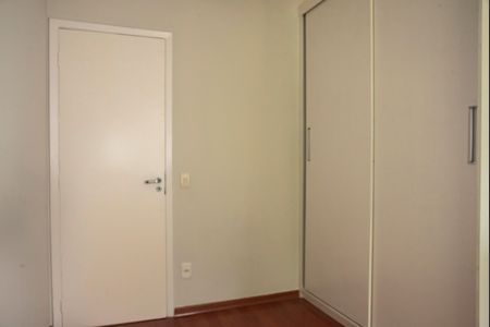 Casa de condomínio à venda com 100m², 3 quartos e 2 vagasQuarto 2