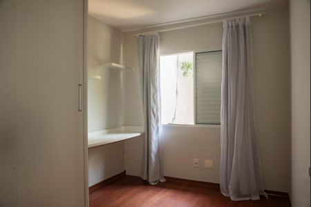 Casa de condomínio à venda com 100m², 3 quartos e 2 vagasQuarto 2