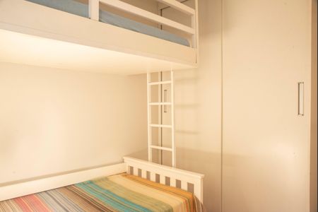 Casa de condomínio à venda com 100m², 3 quartos e 2 vagasQuarto 1