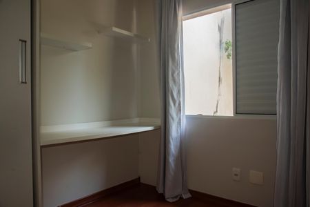 Casa de condomínio à venda com 100m², 3 quartos e 2 vagasQuarto 2