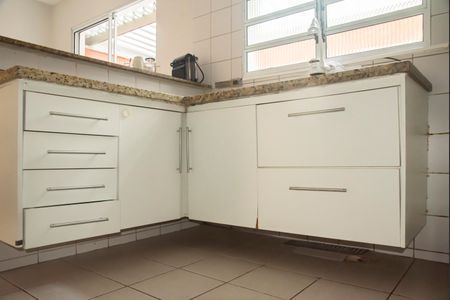Casa de condomínio à venda com 100m², 3 quartos e 2 vagasCozinha