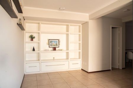 Casa de condomínio à venda com 100m², 3 quartos e 2 vagasSala