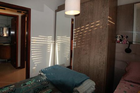 Apartamento à venda com 166m², 3 quartos e 2 vagasQuarto 1