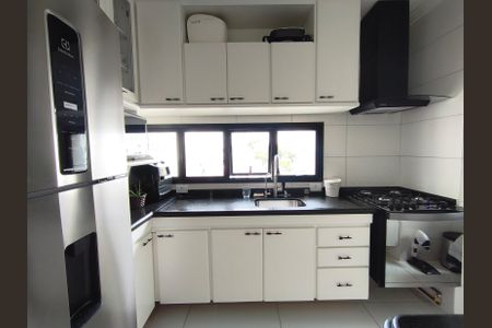 Apartamento à venda com 68m², 2 quartos e 2 vagasCozinha