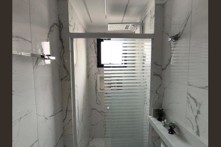 Apartamento à venda com 68m², 2 quartos e 2 vagasBanheiro da Suíte