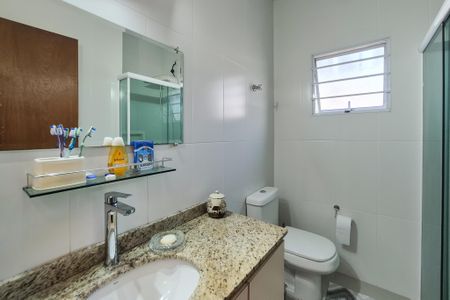 Casa à venda com 277m², 4 quartos e 2 vagasBanheiro Social