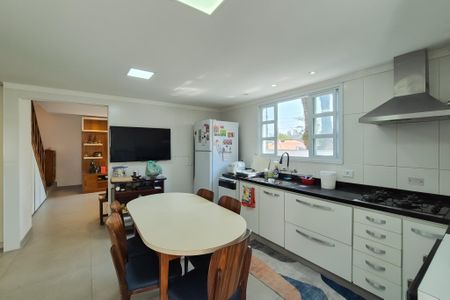 Casa à venda com 277m², 4 quartos e 2 vagasCozinha