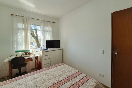 Casa à venda com 277m², 4 quartos e 2 vagasQuarto 1