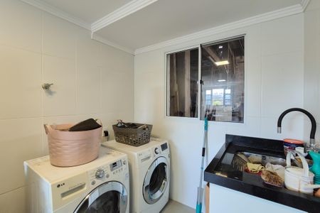 Casa à venda com 277m², 4 quartos e 2 vagasÁrea de Serviço