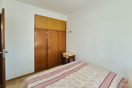 Casa à venda com 277m², 4 quartos e 2 vagasQuarto 1