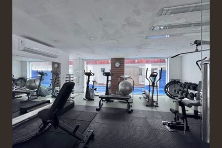 Apartamento à venda com 100m², 2 quartos e 1 vagaÁrea comum