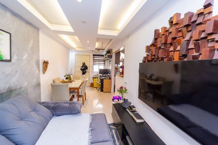 Apartamento à venda com 57m², 2 quartos e 1 vaga Apartamento à venda com 57m², 2 quartos e 1 vagaSala