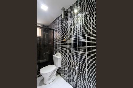 Banheiro de apartamento para alugar com 2 quartos, 52m² em Itanhangá, Rio de Janeiro