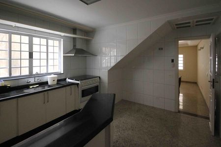 Apartamento à venda com 140m², 2 quartos e 2 vagasCozinha