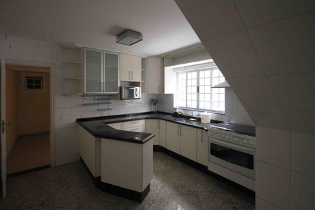 Apartamento à venda com 140m², 2 quartos e 2 vagasCozinha