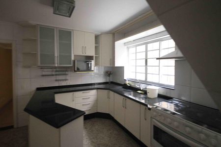 Apartamento à venda com 140m², 2 quartos e 2 vagasCozinha