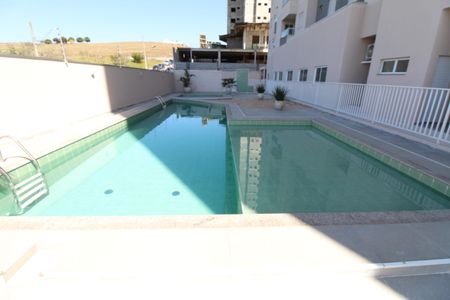 Apartamento para alugar com 70m², 3 quartos e 2 vagasÁrea comum - Piscina