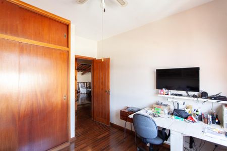 Casa à venda com 360m², 4 quartos e 2 vagasQuarto 3