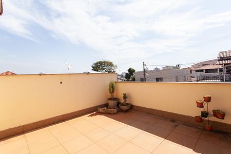 Casa à venda com 360m², 4 quartos e 2 vagasVaranda da Sala 3