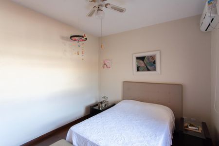 Casa à venda com 360m², 4 quartos e 2 vagasQuarto 1