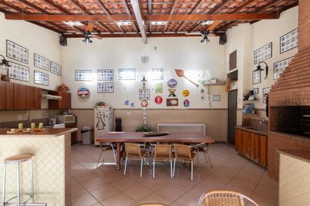 Casa à venda com 360m², 4 quartos e 2 vagasEspaço Gourmet