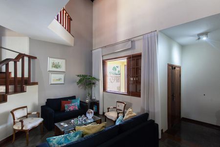 Sala 1 de casa à venda com 4 quartos, 360m² em Itapoã, Belo Horizonte