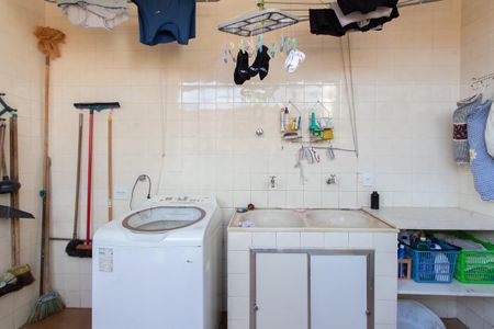 Casa à venda com 360m², 4 quartos e 2 vagasÁrea de Serviço