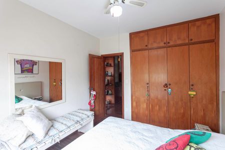 Casa à venda com 360m², 4 quartos e 2 vagasQuarto 2